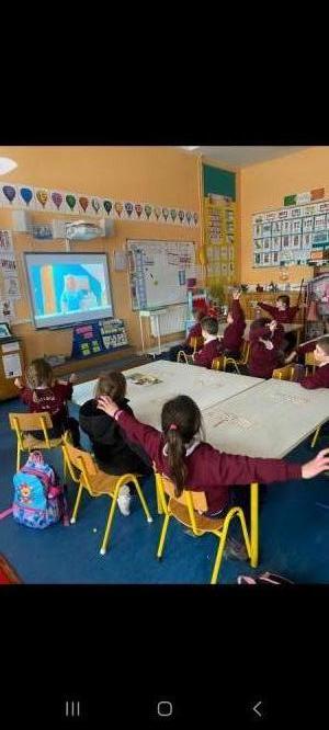 Junior Room Yoga